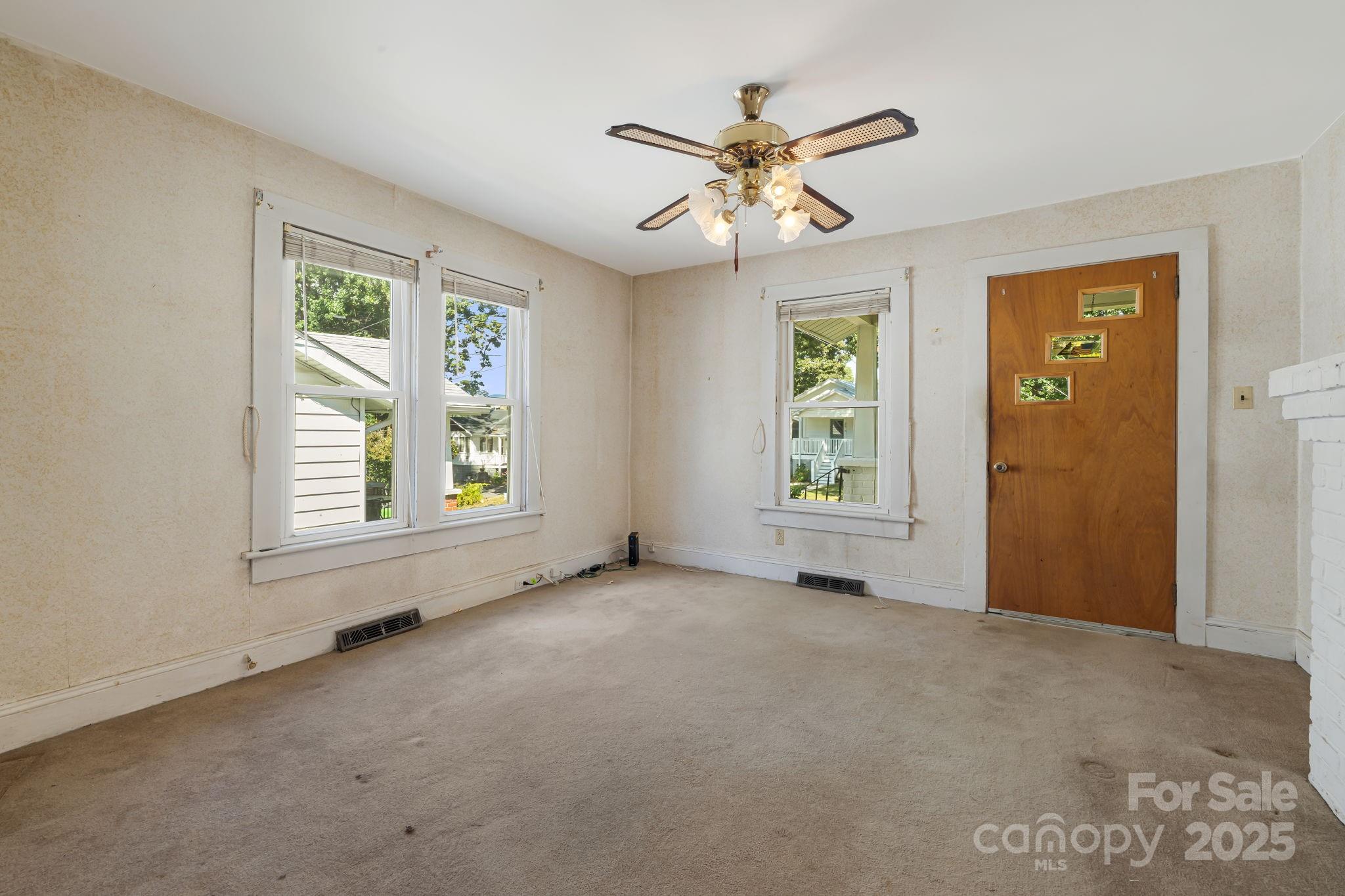 29 Oteen Park Place Asheville NC 28805