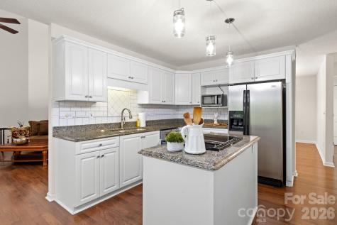 701 Salisbury Road Hendersonville NC 28792
