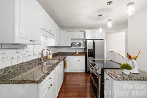 701 Salisbury Road Hendersonville NC 28792