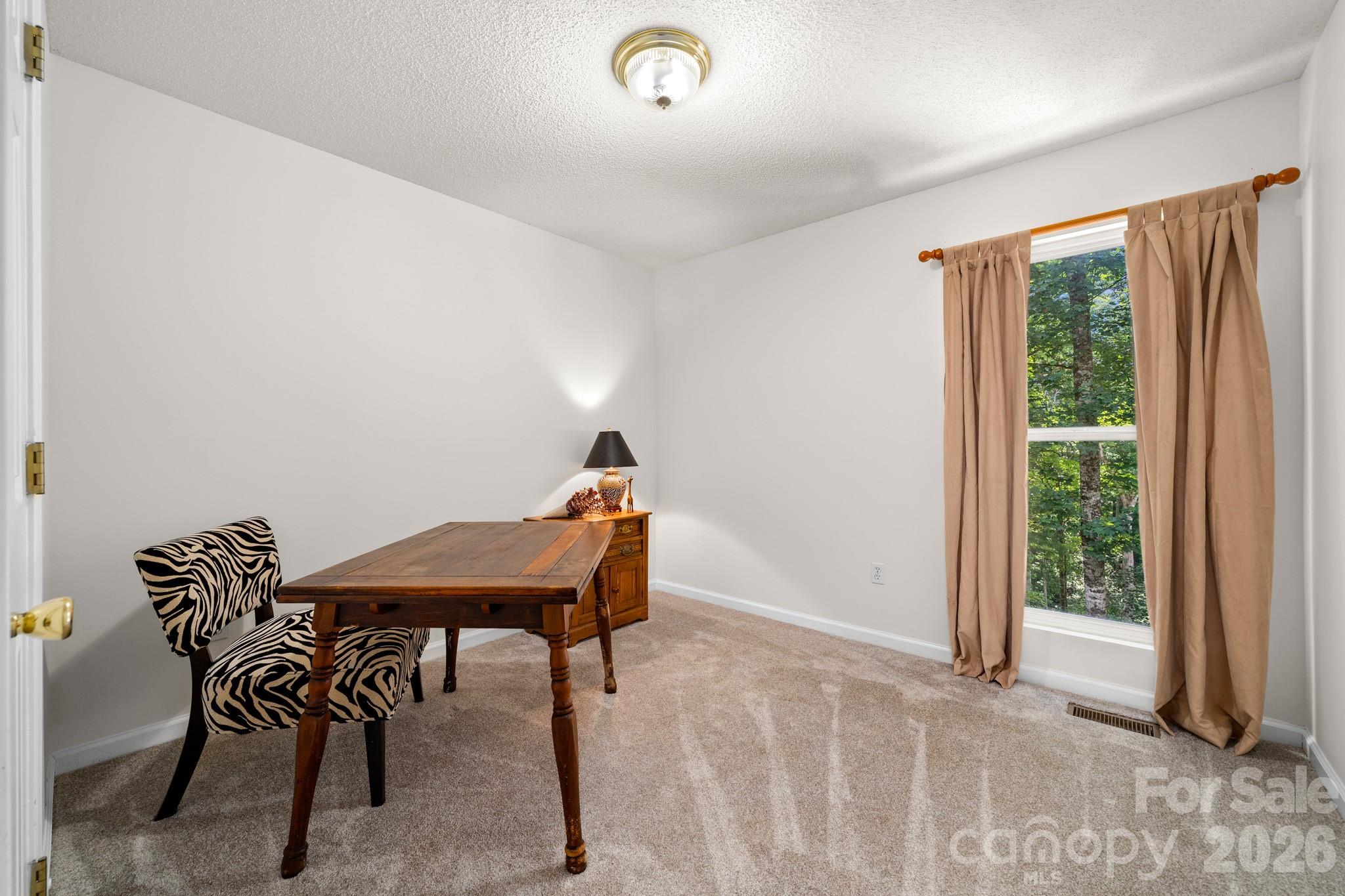 701 Salisbury Road Hendersonville NC 28792
