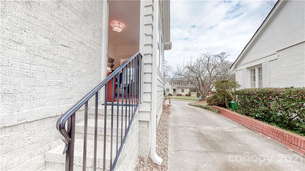 146 Middleton Drive Charlotte NC 28207
