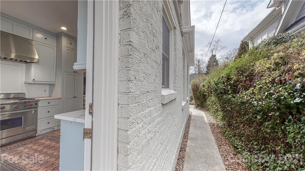 146 Middleton Drive Charlotte NC 28207