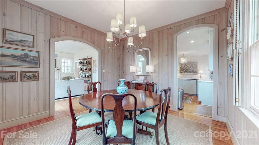 146 Middleton Drive Charlotte NC 28207