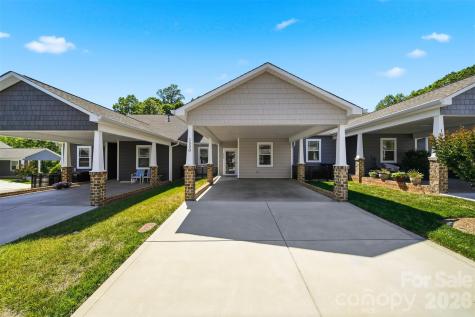 1520 28th Street Lane SE Hickory NC 28602