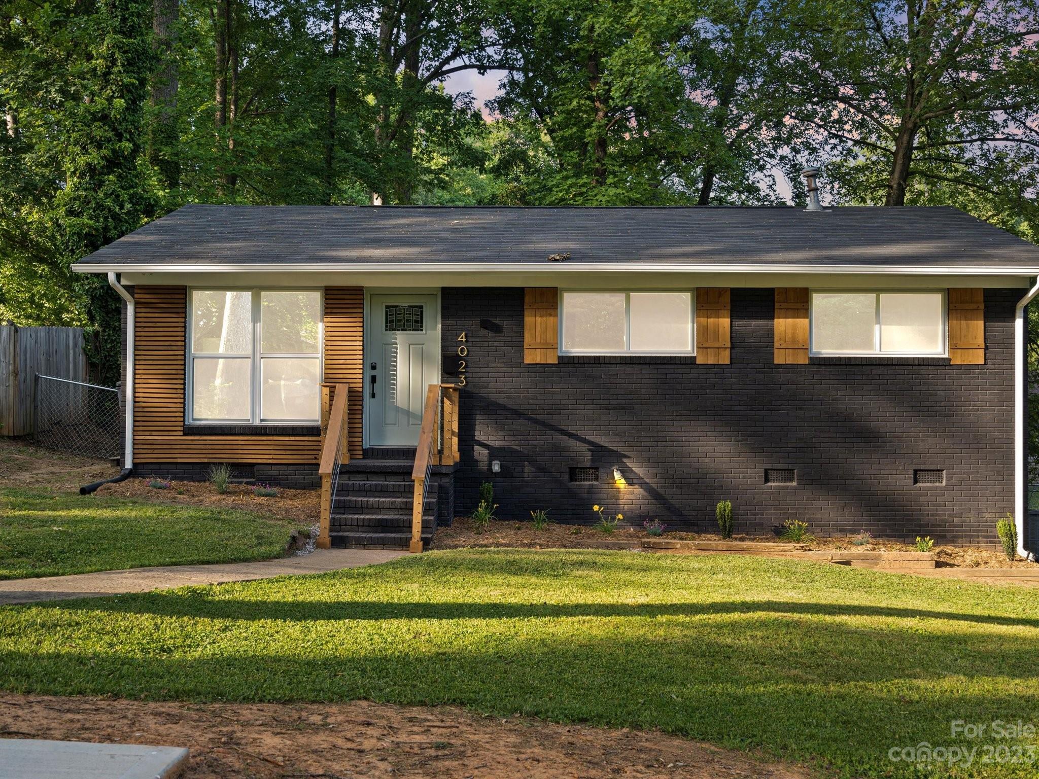 4023 Strangford Avenue Charlotte NC 28215