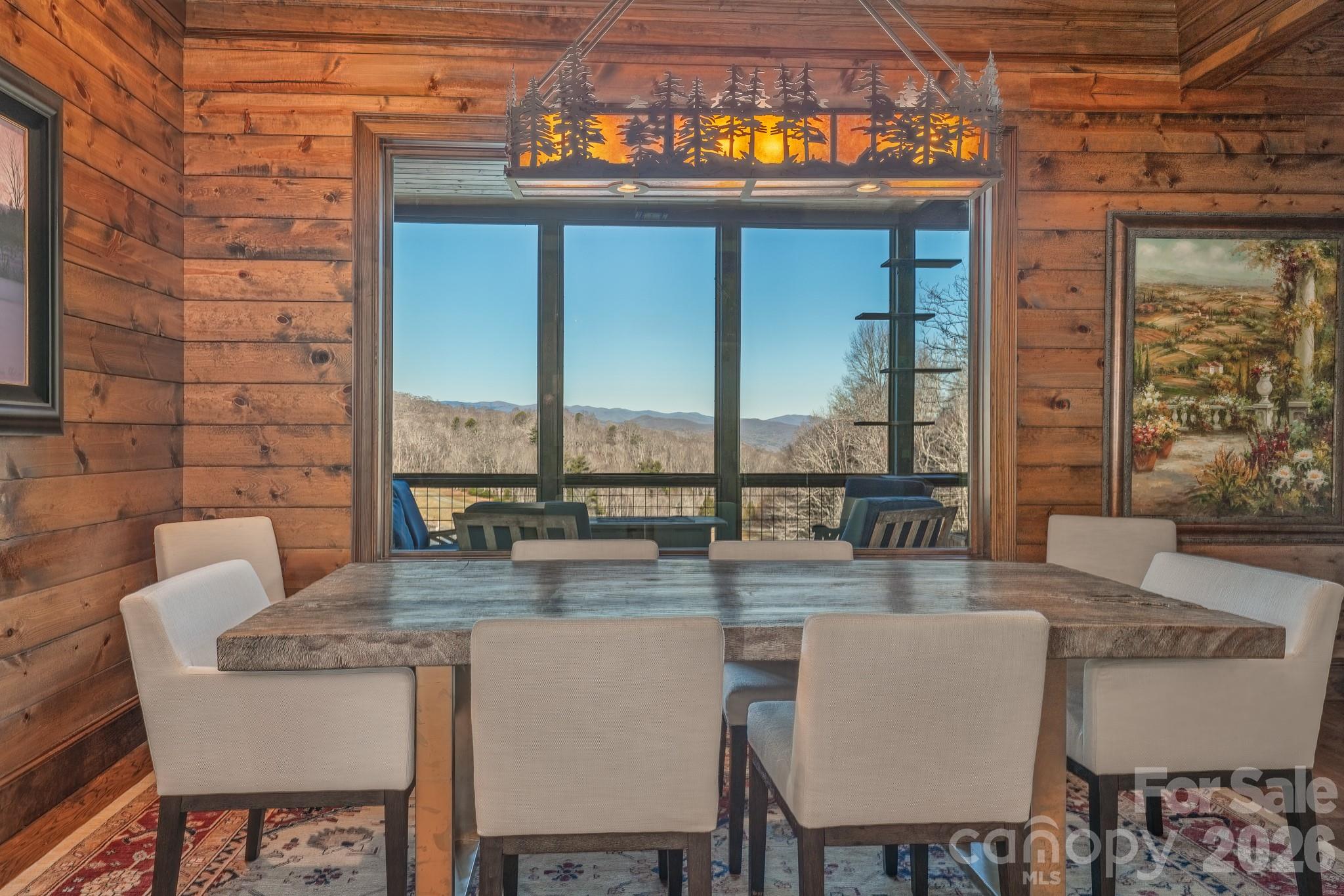 333 Kanasdatsi Drive Brevard NC 28712