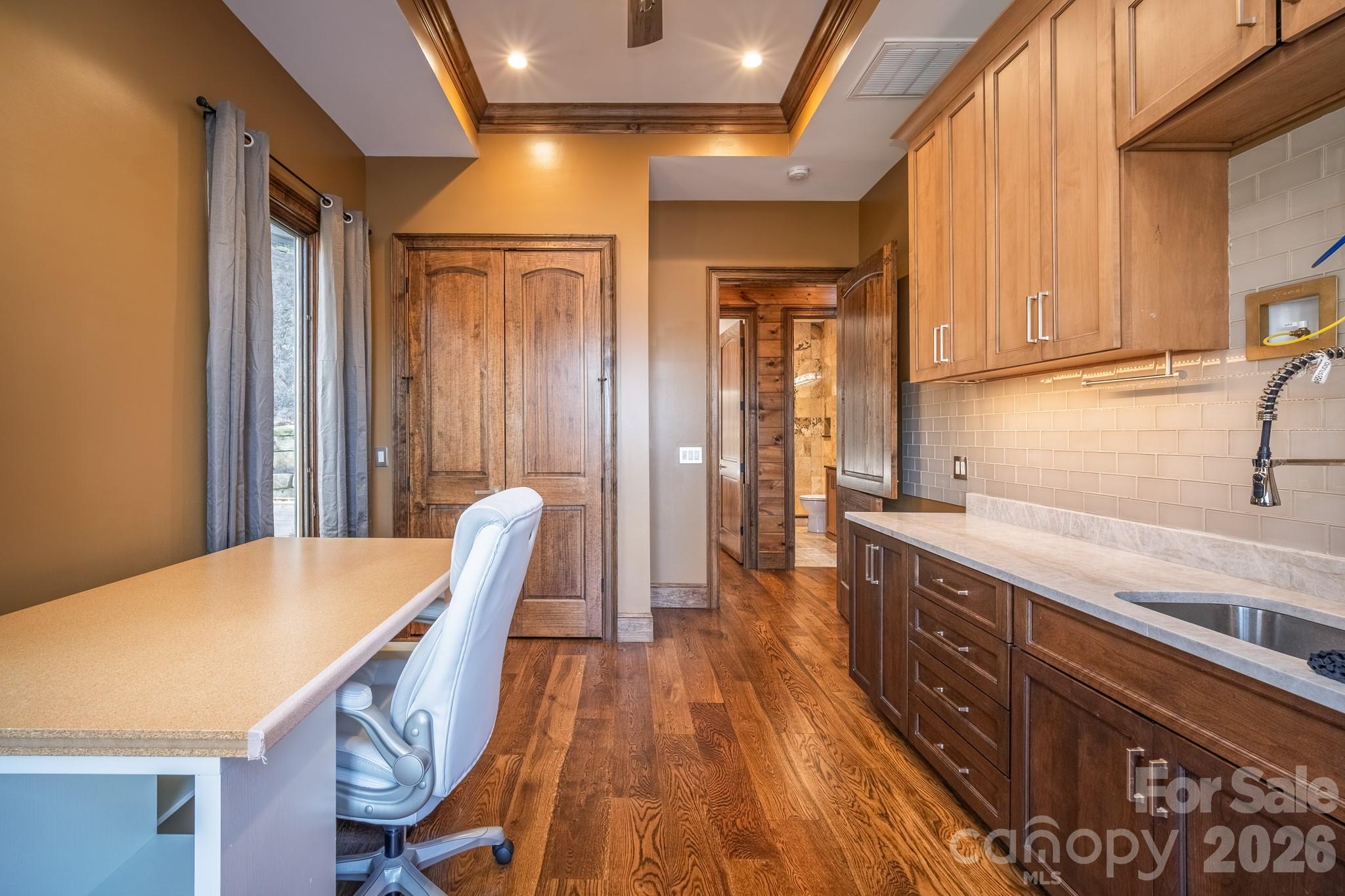 333 Kanasdatsi Drive Brevard NC 28712