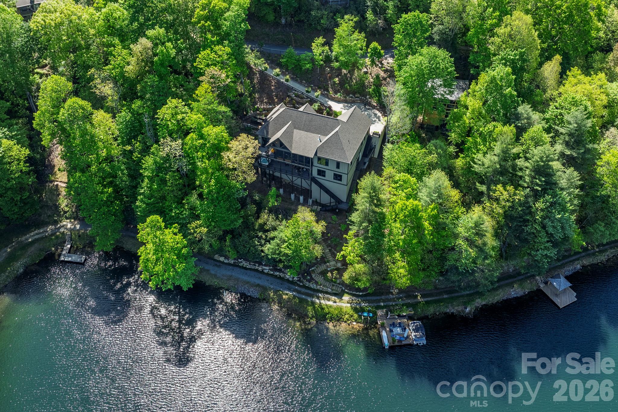 333 Kanasdatsi Drive Brevard NC 28712