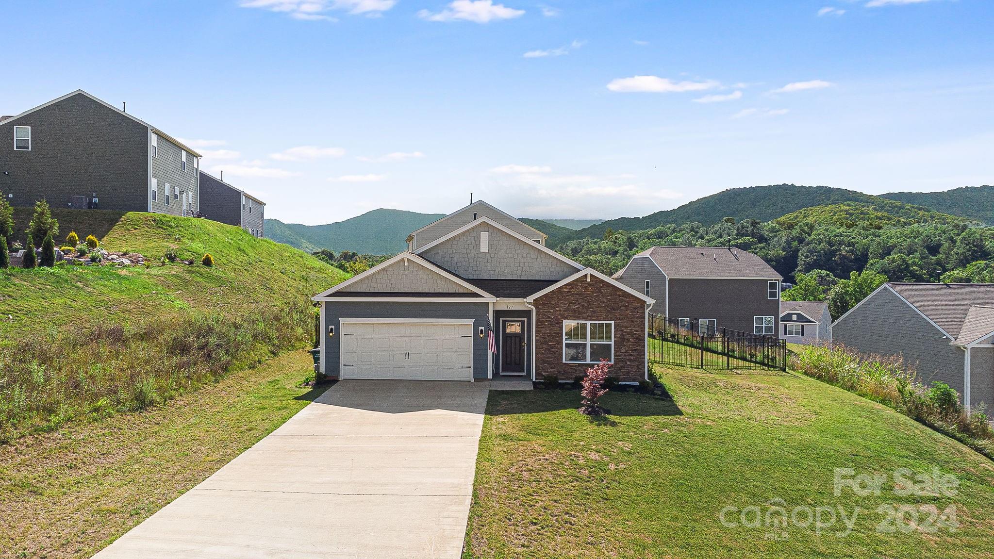 127 Amblers Knoll Road Weaverville NC 28787