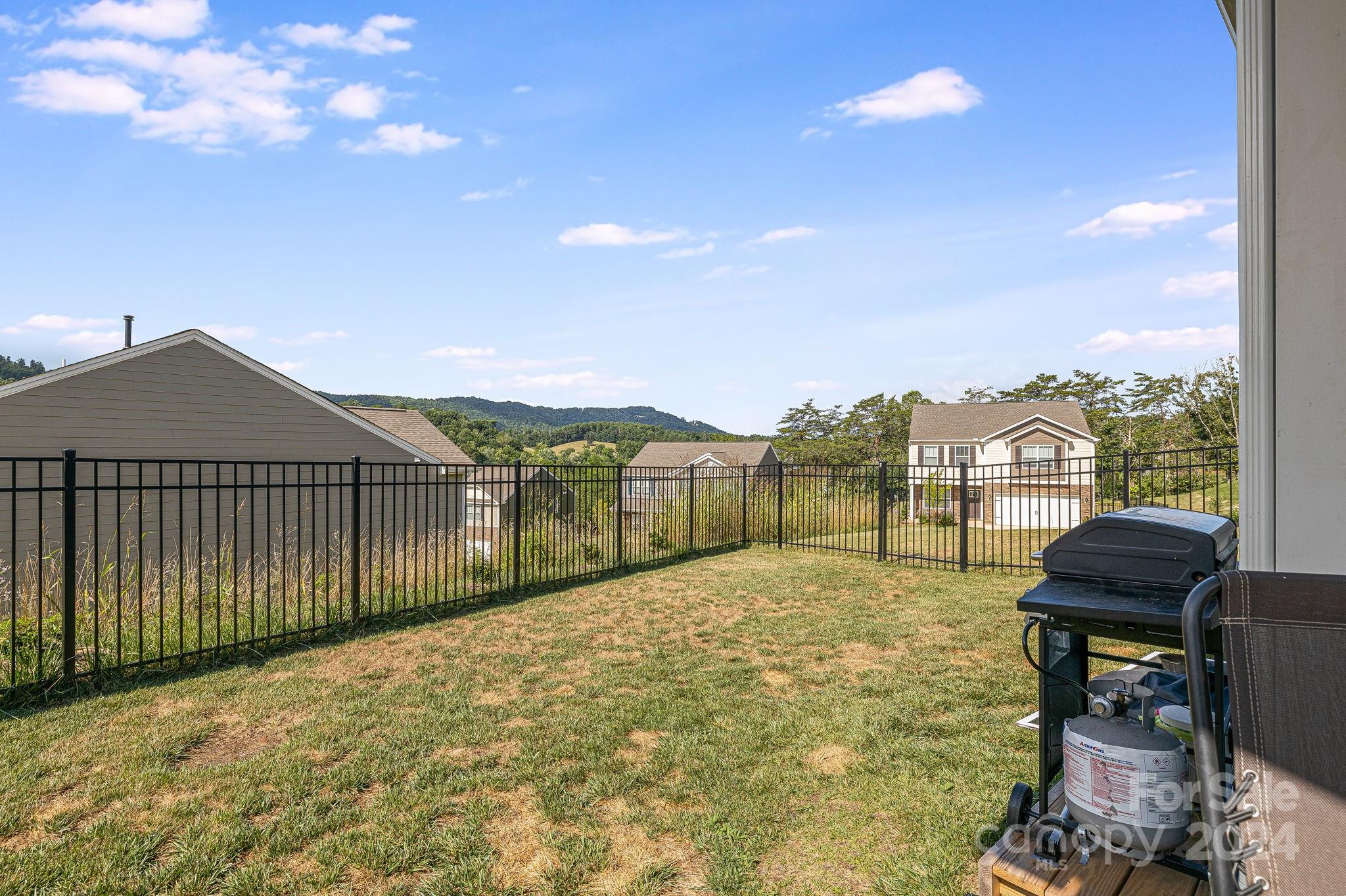 127 Amblers Knoll Road Weaverville NC 28787