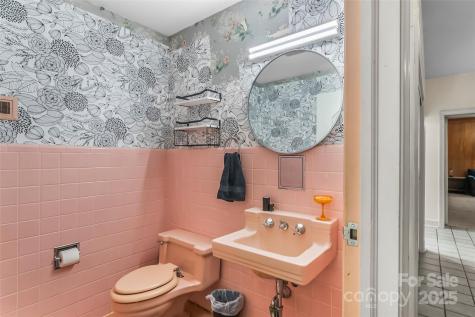 301 Louise Avenue NE Valdese NC 28690