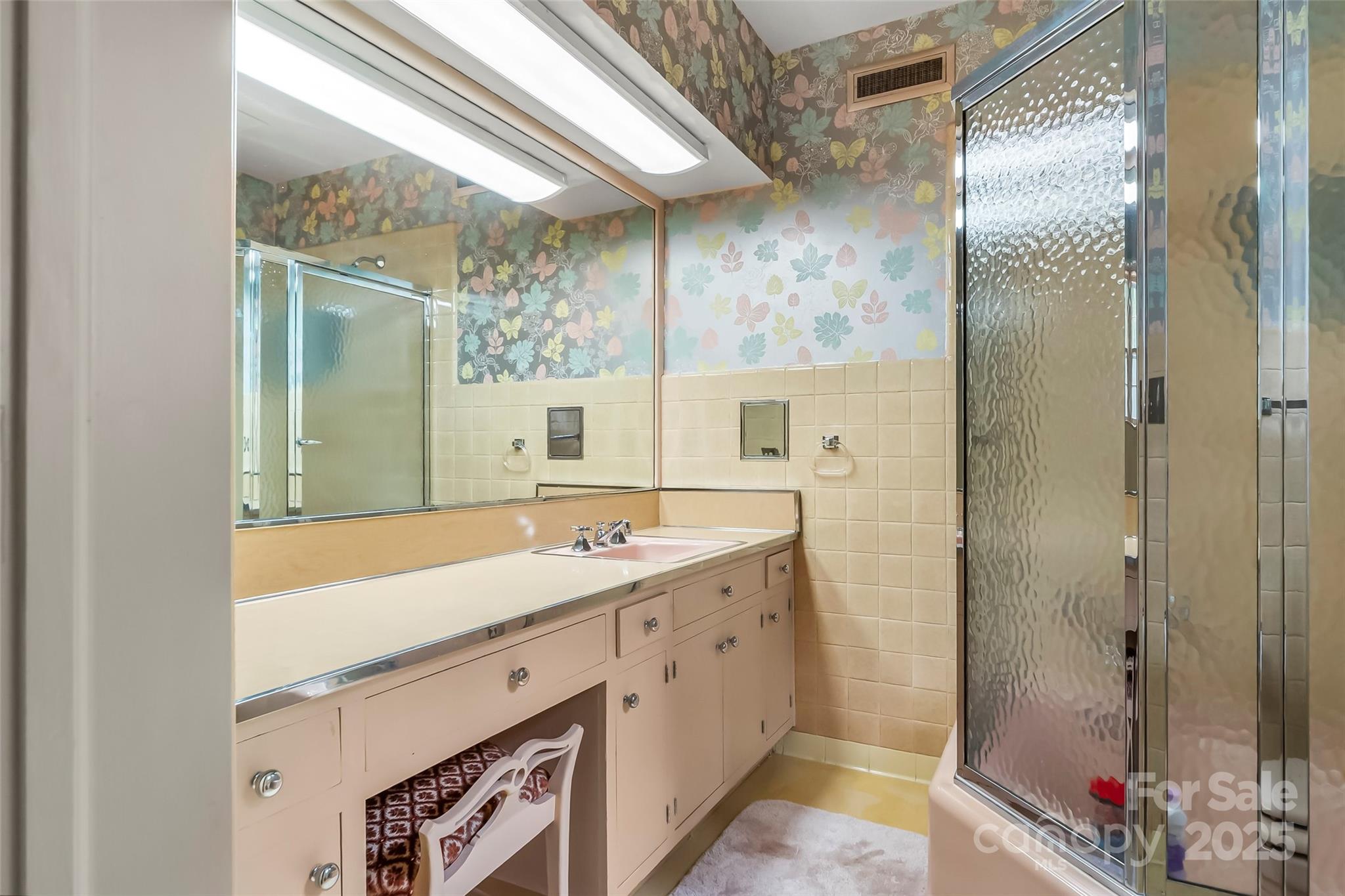 301 Louise Avenue NE Valdese NC 28690