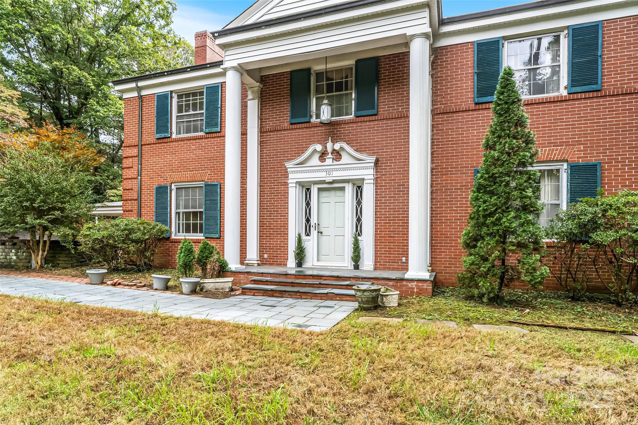 301 Louise Avenue NE Valdese NC 28690