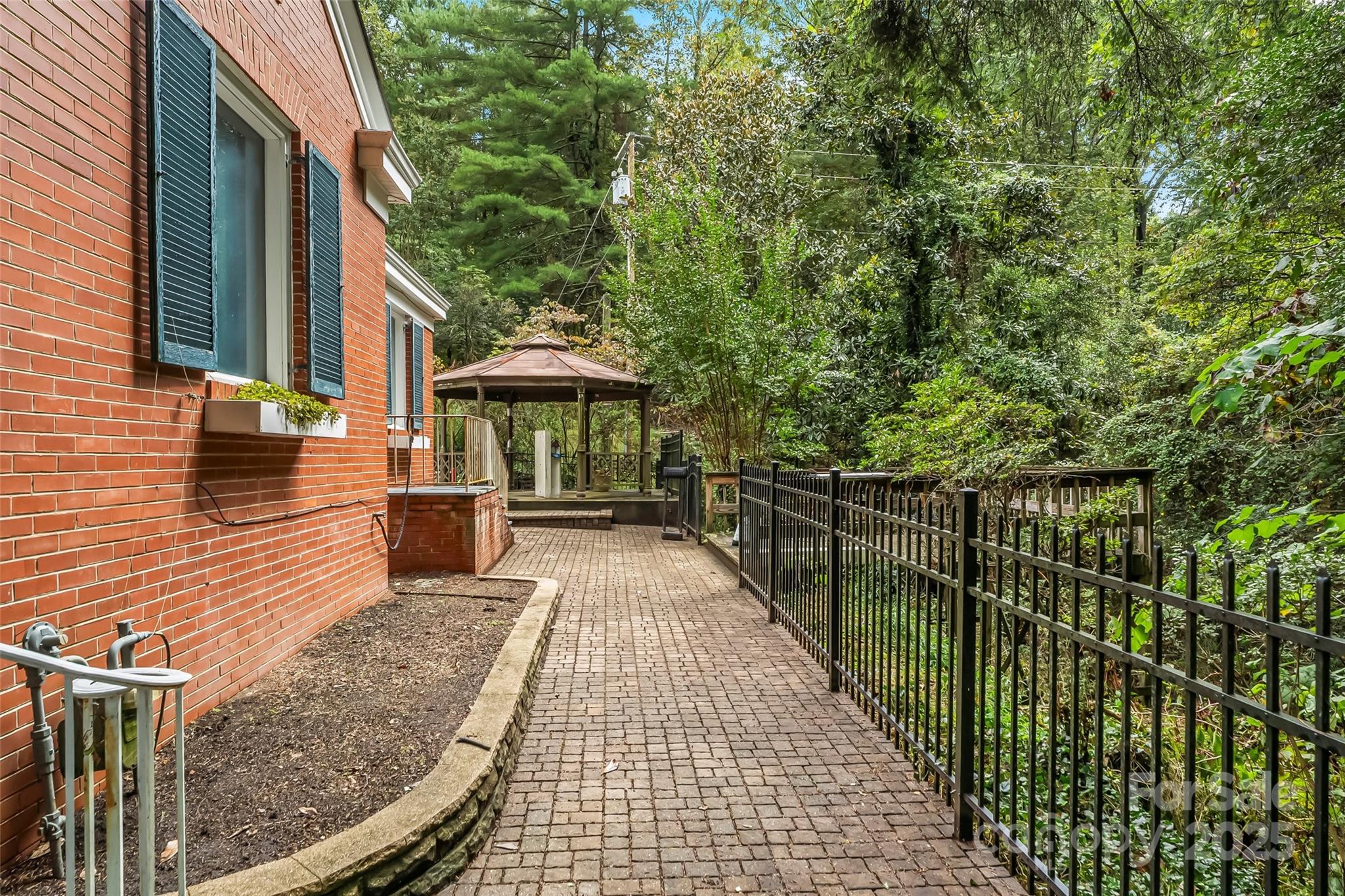 301 Louise Avenue NE Valdese NC 28690
