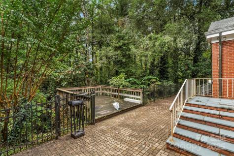 301 Louise Avenue NE Valdese NC 28690
