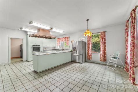 301 Louise Avenue NE Valdese NC 28690