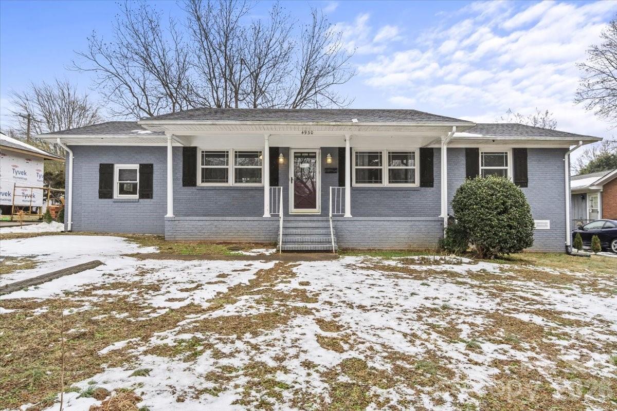 4930 Crestmont Drive Charlotte NC 28205