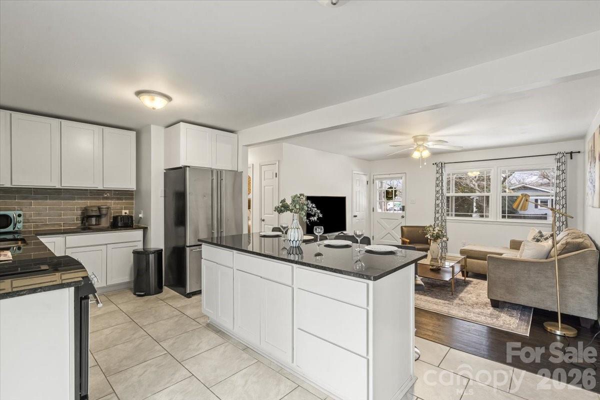 4930 Crestmont Drive Charlotte NC 28205