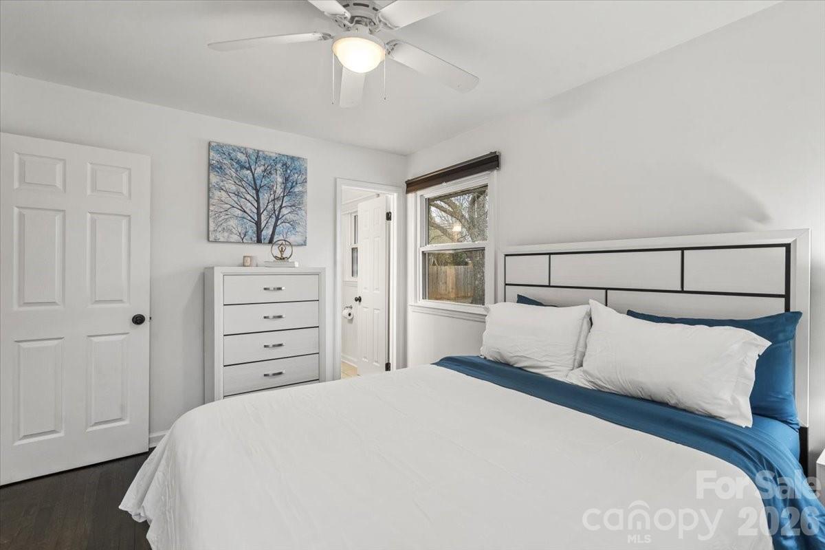 4930 Crestmont Drive Charlotte NC 28205