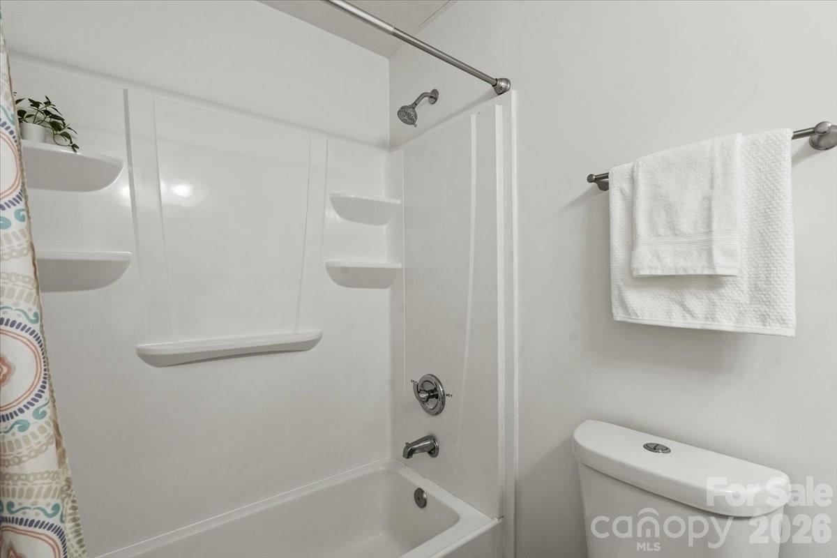 4930 Crestmont Drive Charlotte NC 28205