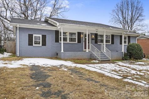 4930 Crestmont Drive Charlotte NC 28205