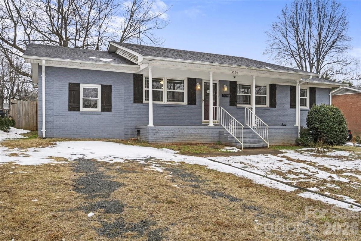 4930 Crestmont Drive Charlotte NC 28205
