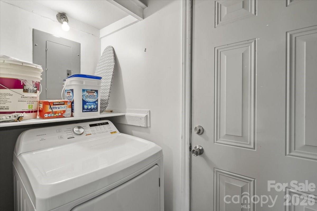 4930 Crestmont Drive Charlotte NC 28205