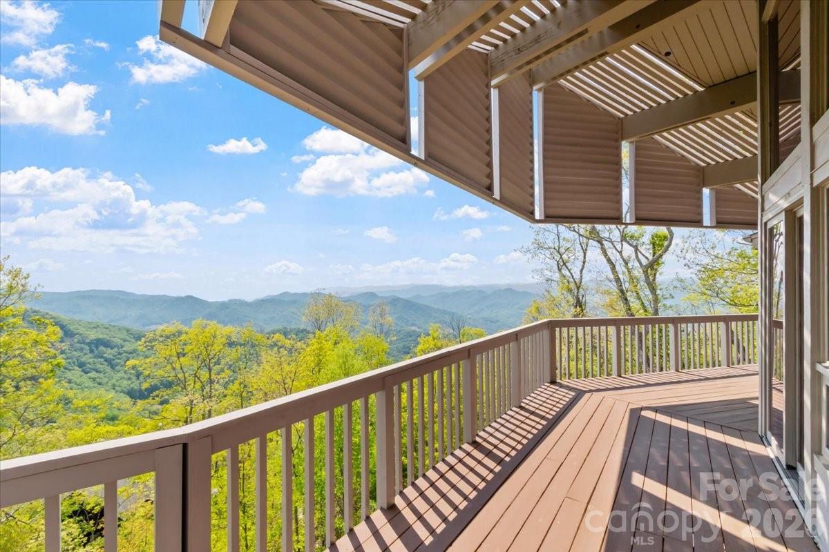 218 Slickrock Road Burnsville NC 28714