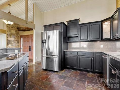 218 Slickrock Road Burnsville NC 28714