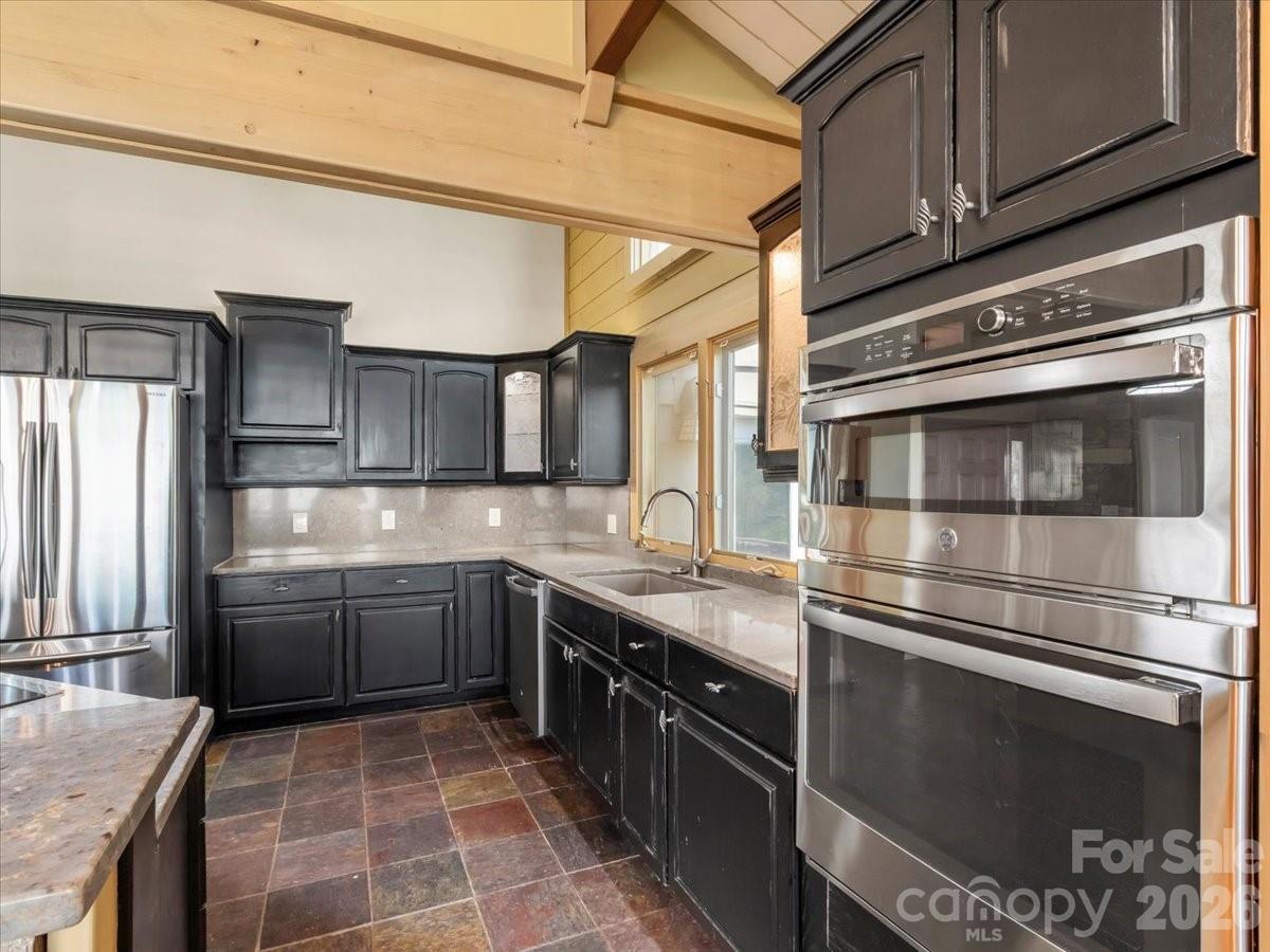 218 Slickrock Road Burnsville NC 28714