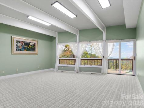 218 Slickrock Road Burnsville NC 28714