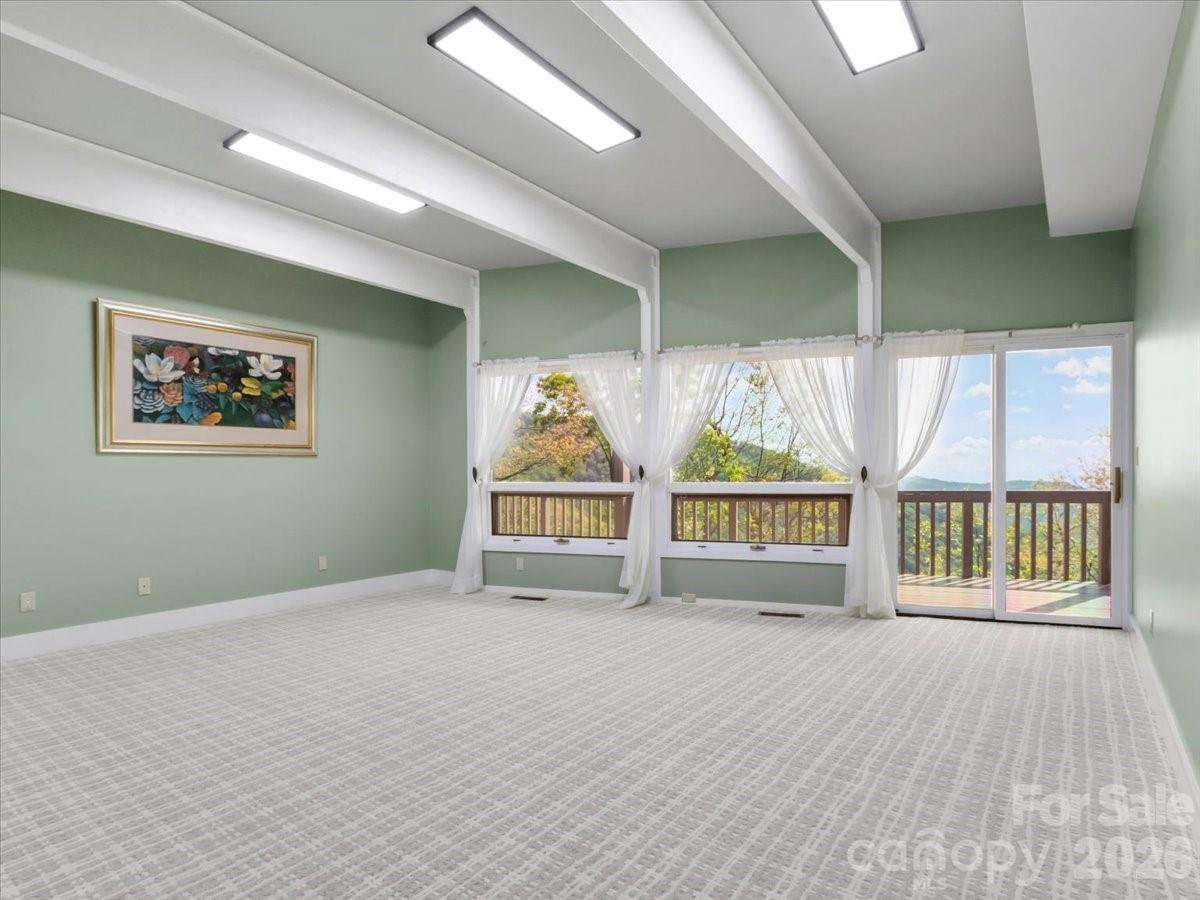 218 Slickrock Road Burnsville NC 28714