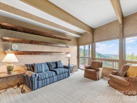 218 Slickrock Road Burnsville NC 28714