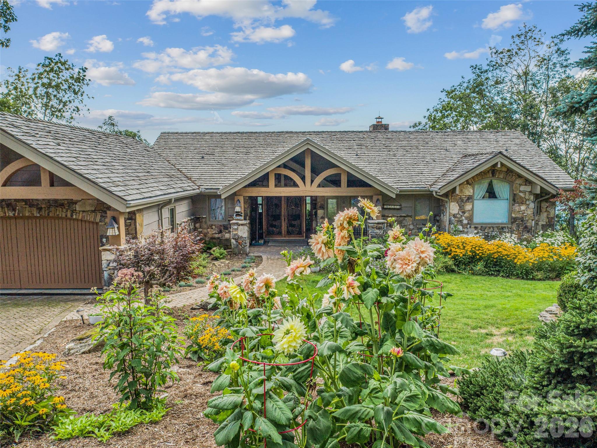 218 Slickrock Road Burnsville NC 28714