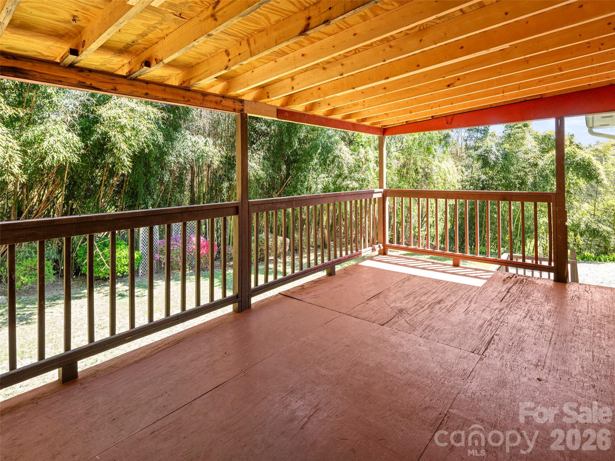 32 Hillendale Road Asheville NC 28805