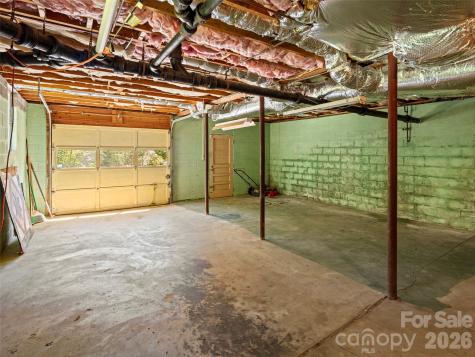 32 Hillendale Road Asheville NC 28805