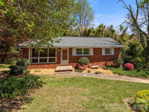 32 Hillendale Road Asheville NC 28805