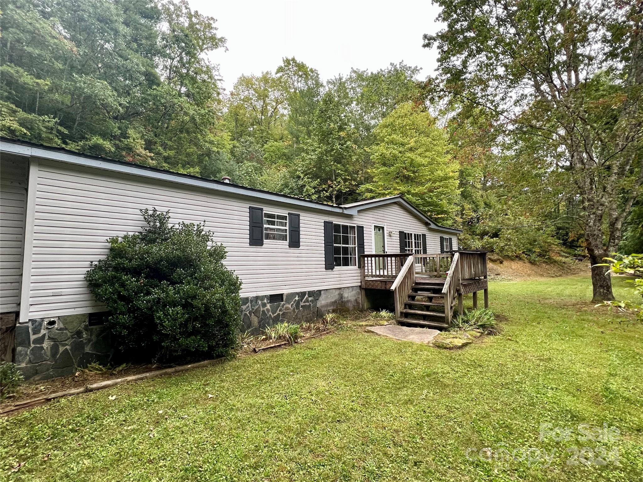 80 Viola Lane, Balsam Grove NC Real Estate Listing MLS Car4073695