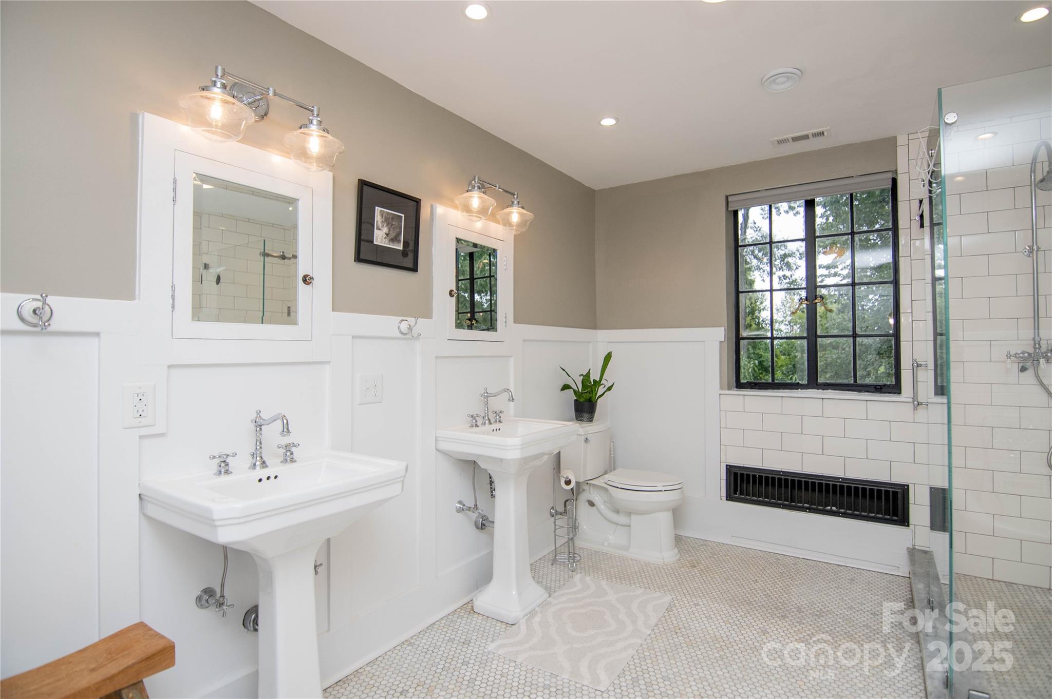 1220 N Piedmont Avenue Kings Mountain NC 28086