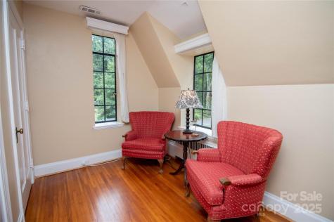 1220 N Piedmont Avenue Kings Mountain NC 28086
