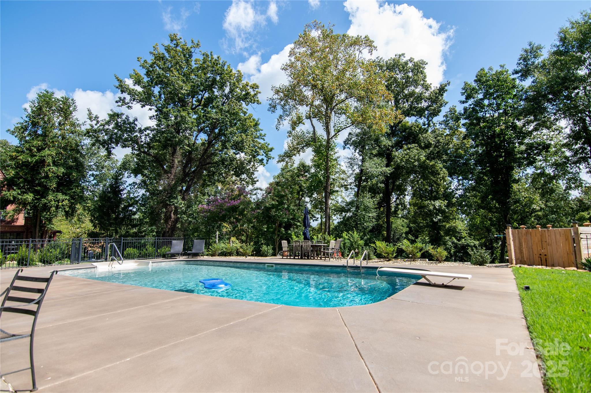 1220 N Piedmont Avenue Kings Mountain NC 28086