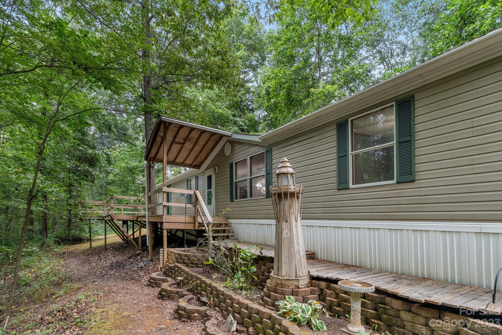 68 Hogan View Drive Asheville NC 28804