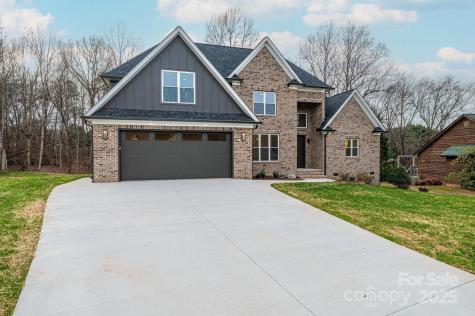 1328 33rd Avenue Drive NE Hickory NC 28601
