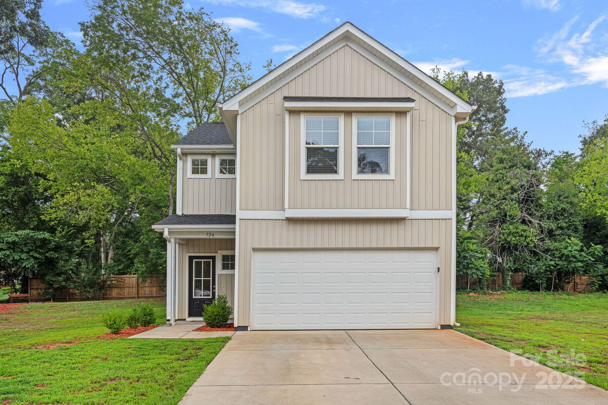 724 N Kelly Street Statesville NC 28677