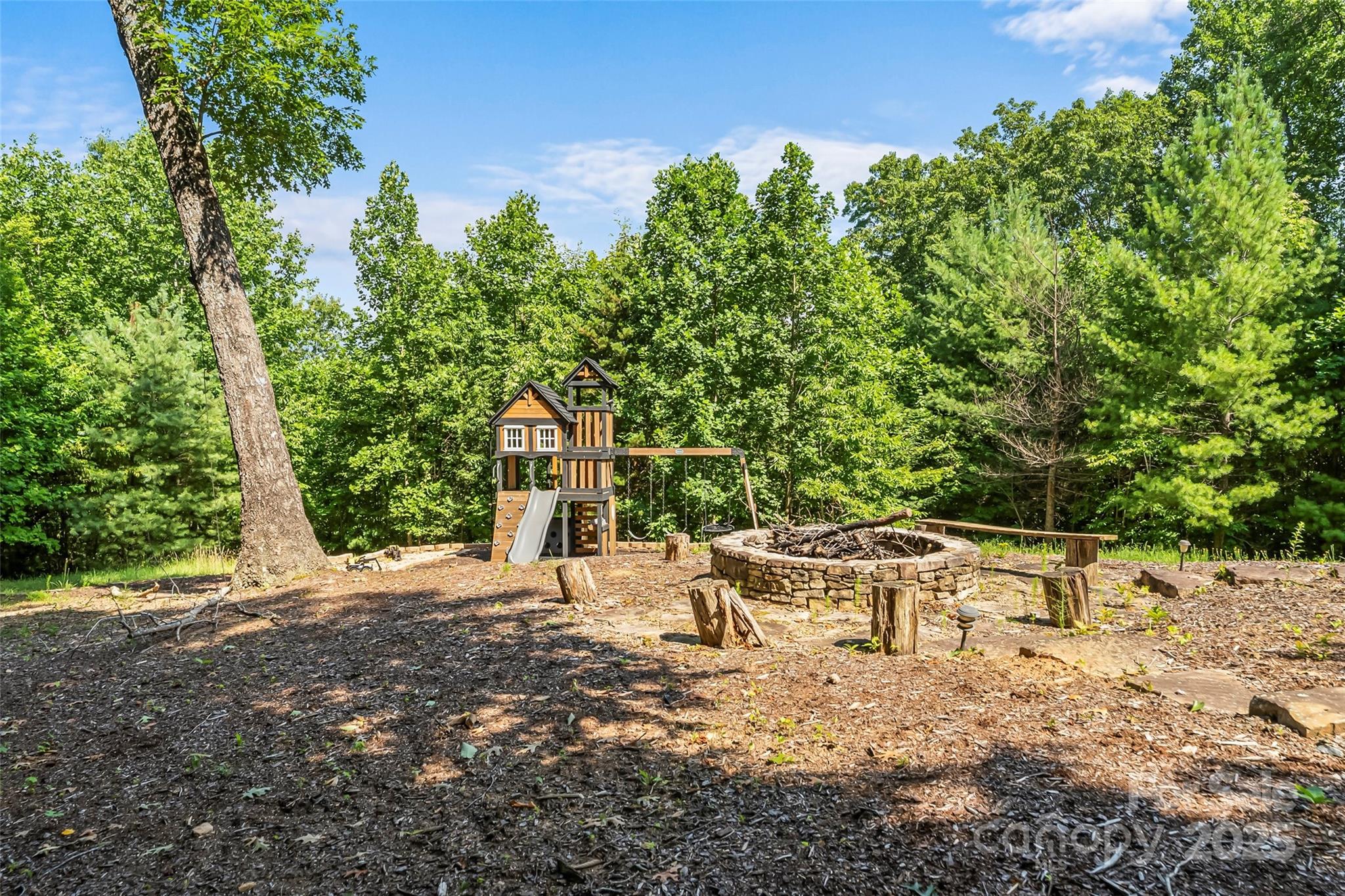 279 Outback Trail Nebo NC 28761