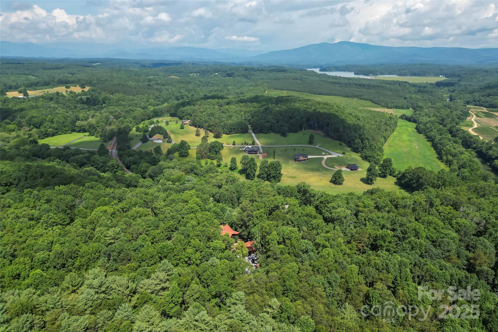 279 Outback Trail Nebo NC 28761