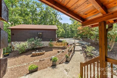 279 Outback Trail Nebo NC 28761