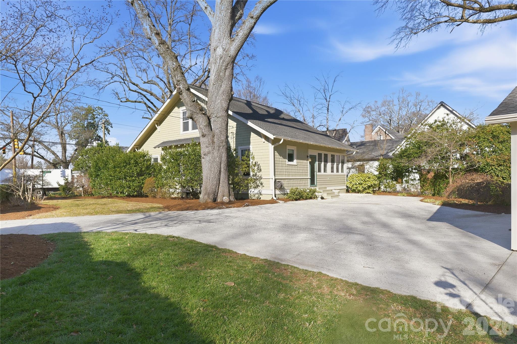 37 W Woodrow Avenue Belmont NC 28012