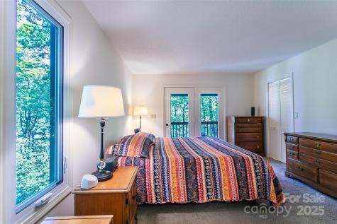 263 Ugedaliyvi Court Brevard NC 28712