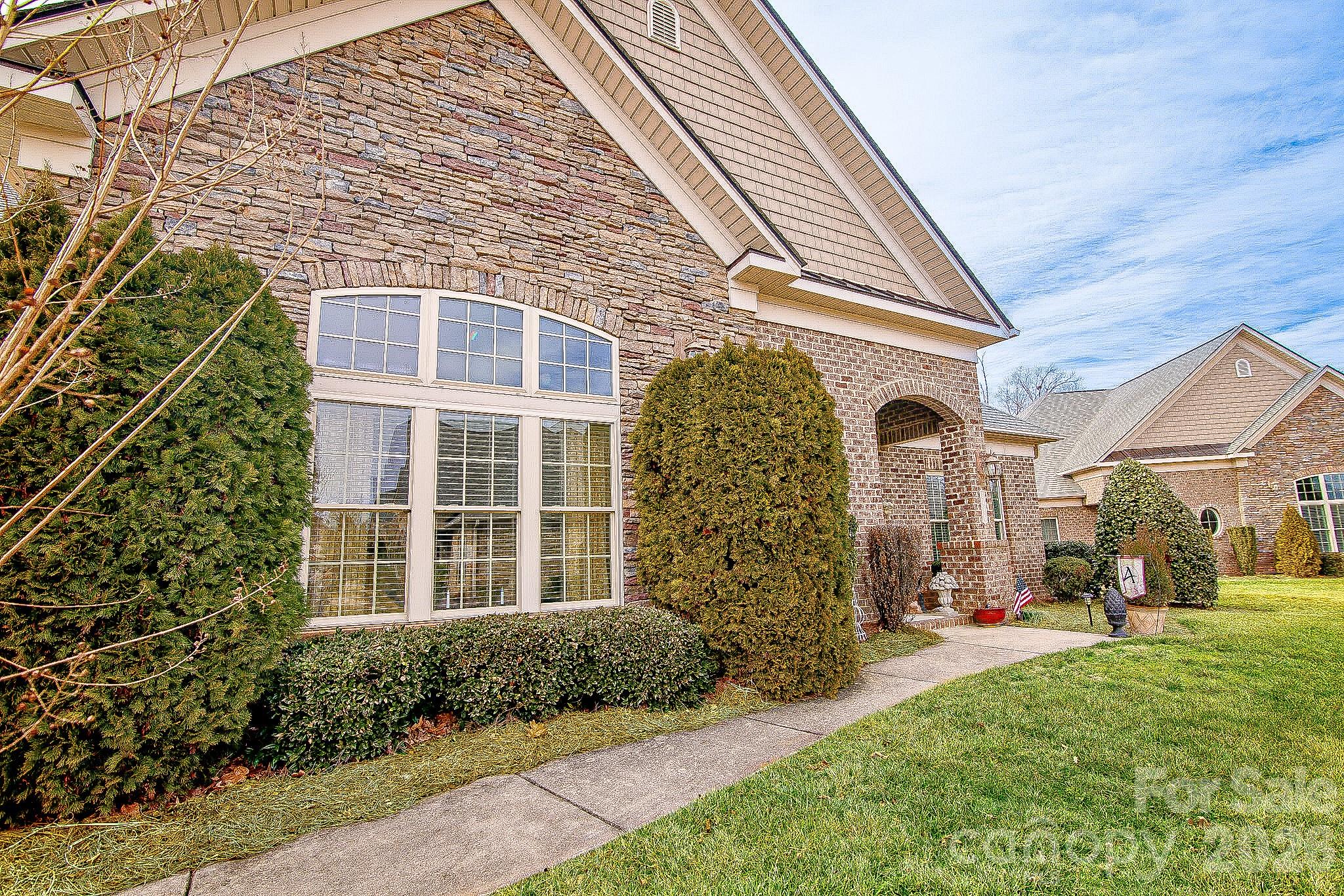5416 Ggo Drive Greensboro NC 27406